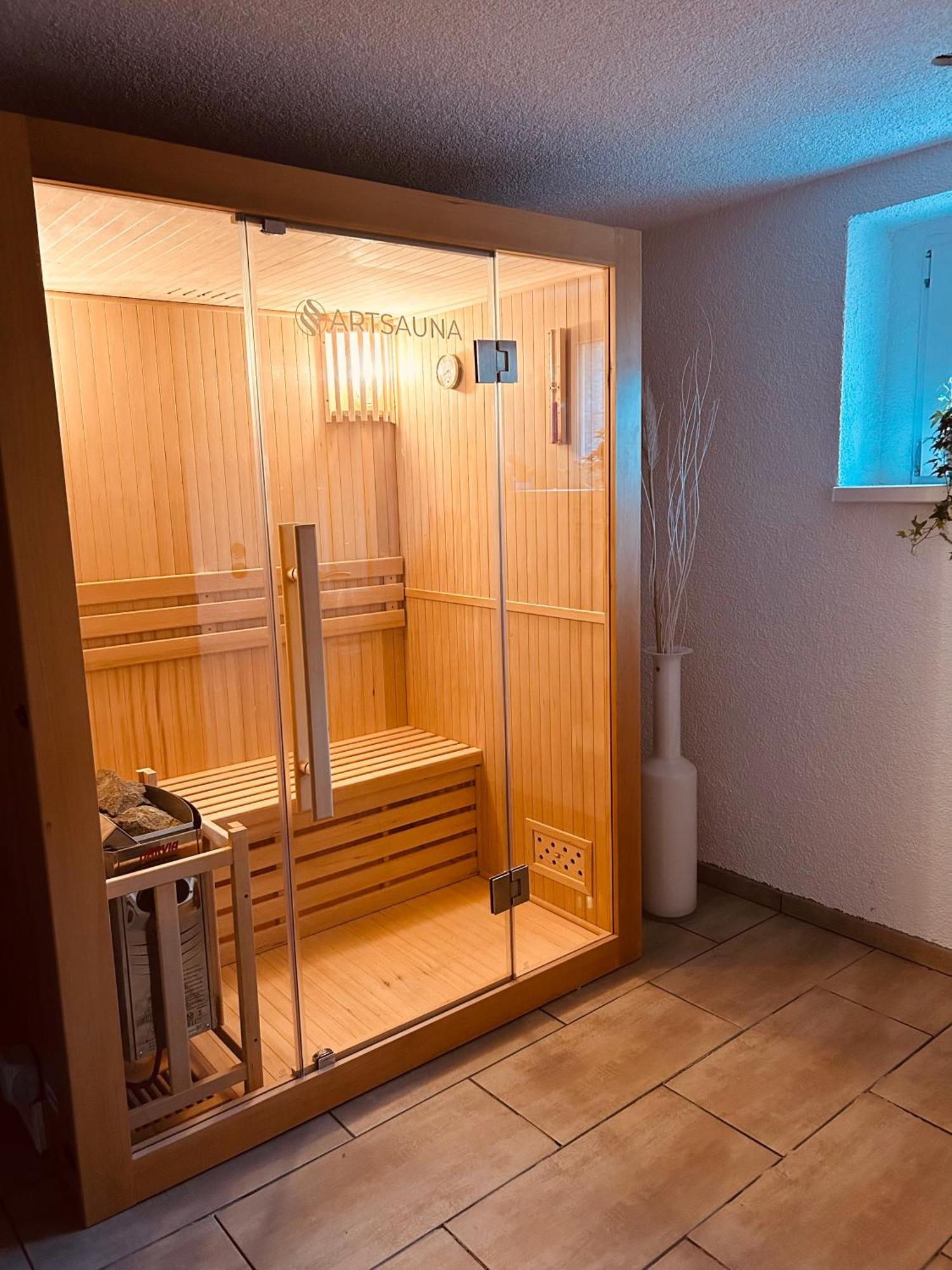 Pool, Sauna Und Blick Ins Gruene Wittenberg ภายนอก รูปภาพ